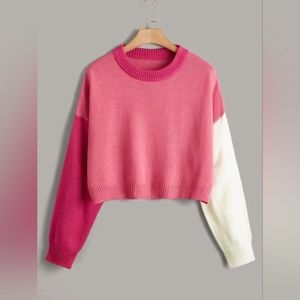 PINK AND WHITE PLUS SIZE CROPPED DROP SHOULDER CREW NECK SWEATER.